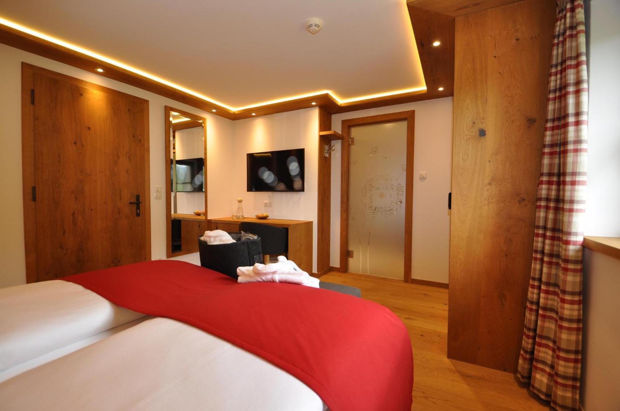 Hotel-Garni "Das Seebichl" Ахенкирьх Номер фото